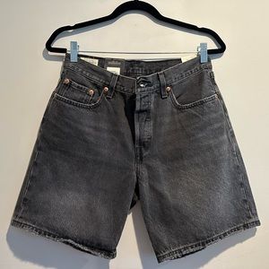 Levi’s 501 ‘90s Shorts Denim size 28
